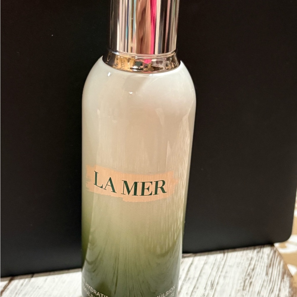 La Mer Skincare Moisturizer - Green and Silver
